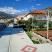 Appartamenti Sijerkovic Bianco, alloggi privati a Bijela, Montenegro - parking