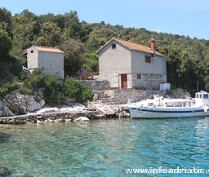 La casa del pescatore Damir Skračić, alloggi privati a Kornati, Croazia