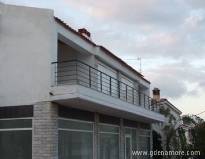 Vila George, private accommodation in city Polihrono, Greece