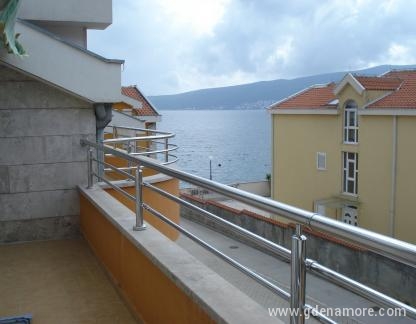 Бели апартаменти, частни квартири в града Bijela, Черна Гора