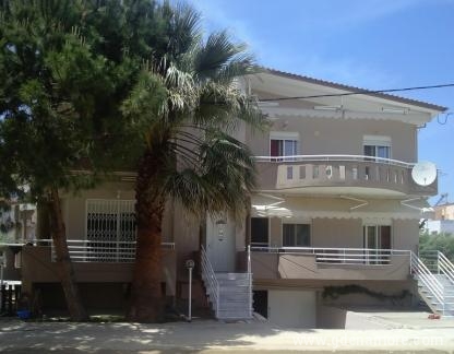 VILA DAFNI, private accommodation in city Orfynio Beach, Greece