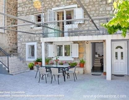 apartmani Orahovac, ενοικιαζόμενα δωμάτια στο μέρος Kotor, Montenegro - 1