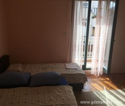 ΔΙΑΜΕΡΙΣΜΑ ČARNA, ενοικιαζόμενα δωμάτια στο μέρος Budva, Montenegro