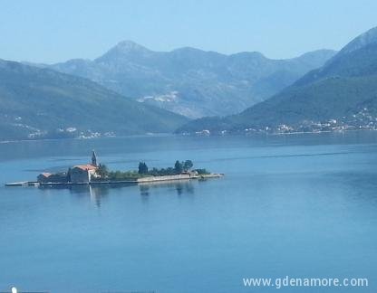 Lolika, , zasebne nastanitve v mestu Kaludjerovina, Črna gora - pogled