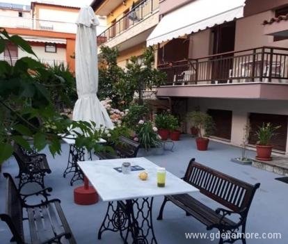Bloom Garden Apartments, privatni smeštaj u mestu Ierissos, Grčka