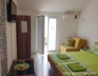 Apartamento habitaciones GAMA, alojamiento privado en Igalo, Montenegro - 20210609_114843