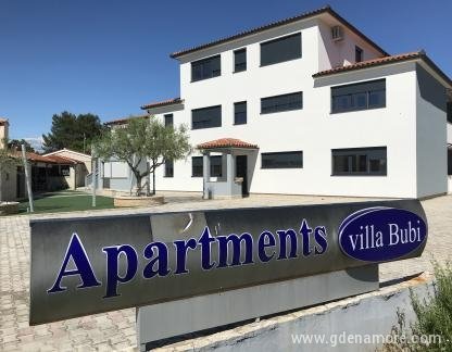 Apartments Villa Bubi, , private accommodation in city Pula, Croatia - glavni objekt