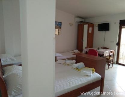 Διαμονή Vujović Herceg Novi, , ενοικιαζόμενα δωμάτια στο μέρος Herceg Novi, Montenegro - Apartman14-2