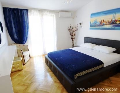 APARTMANI JELENA, , private accommodation in city Budva, Montenegro - _DSC0899