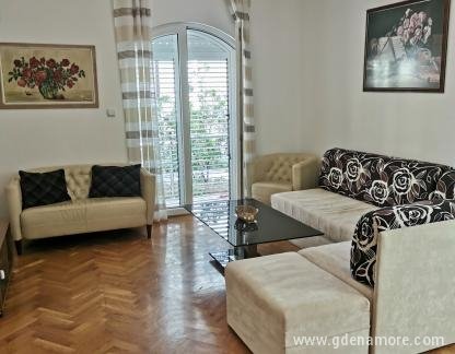 Wohnungen Bijelo Sunce, , Privatunterkunft im Ort Bijela, Montenegro - IMG_20210623_170504