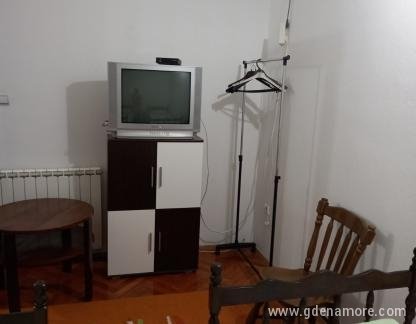 Apartmani Vujovic, , logement privé à Donji Stoliv, Monténégro - viber_image_2022-06-27_21-10-31-696