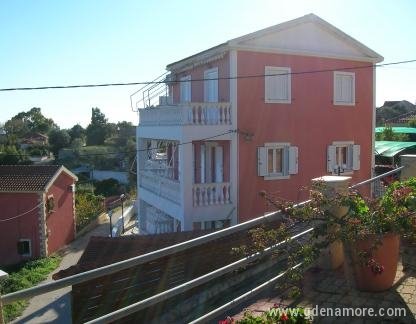 Pernari apartments, alloggi privati a Kefalonia, Grecia - PERNARI APARTMENTS