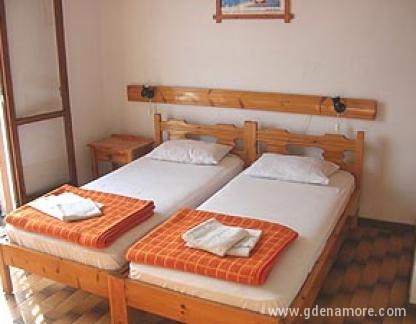 Pension Margarita, ενοικιαζόμενα δωμάτια στο μέρος Skiathos, Greece - Room