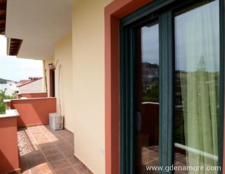 Vila Katero ex Parasole Sivota