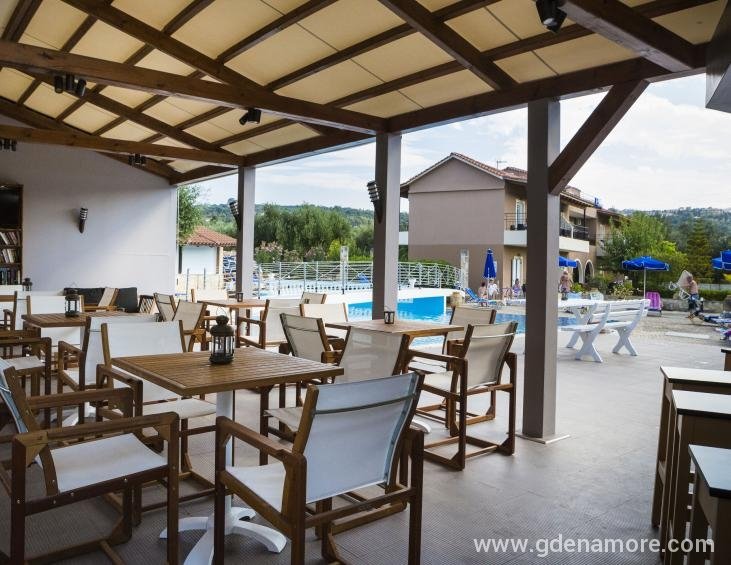 olive-grove-studios-and-apartments-svoronata-kefal