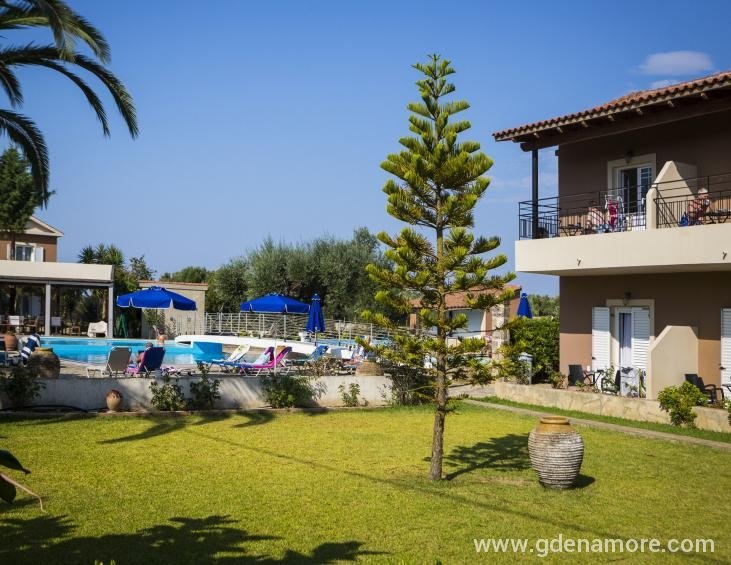 olive-grove-studios-and-apartments-svoronata-kefal