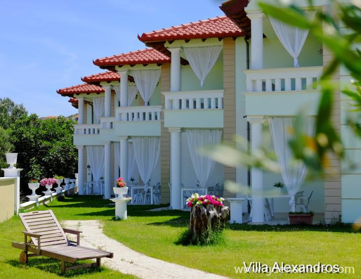 alexandros-maissonetes-polychrono-kassandra-10