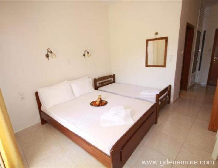 soultana-house-rooms-apartments-neos-marmaras-sith soultana-house-rooms-apartments-neos-marmaras-sith