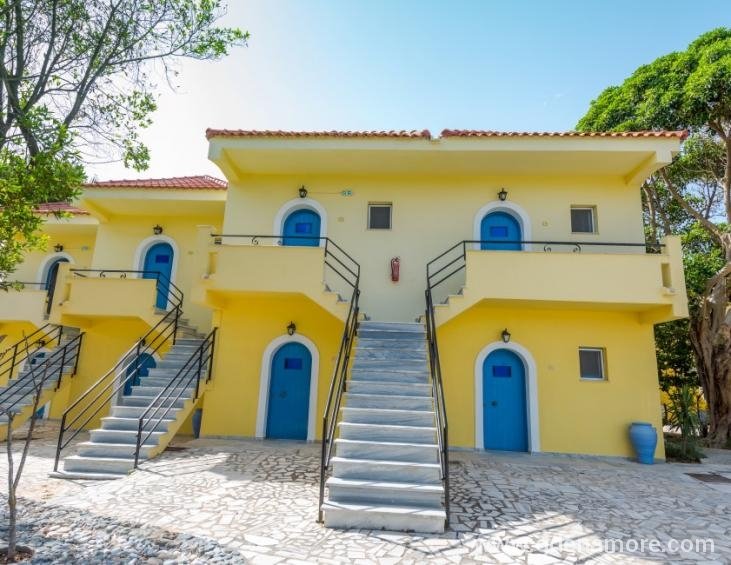 ammes-hotel-svoronata-kefalonia-1
