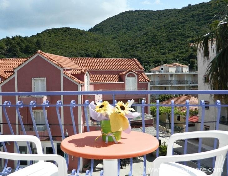 anemos-apartments-poros-kefalonia-2-bed-studio-1