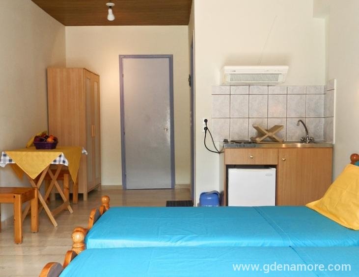 anemos-apartments-poros-kefalonia-2-bed-studio-4