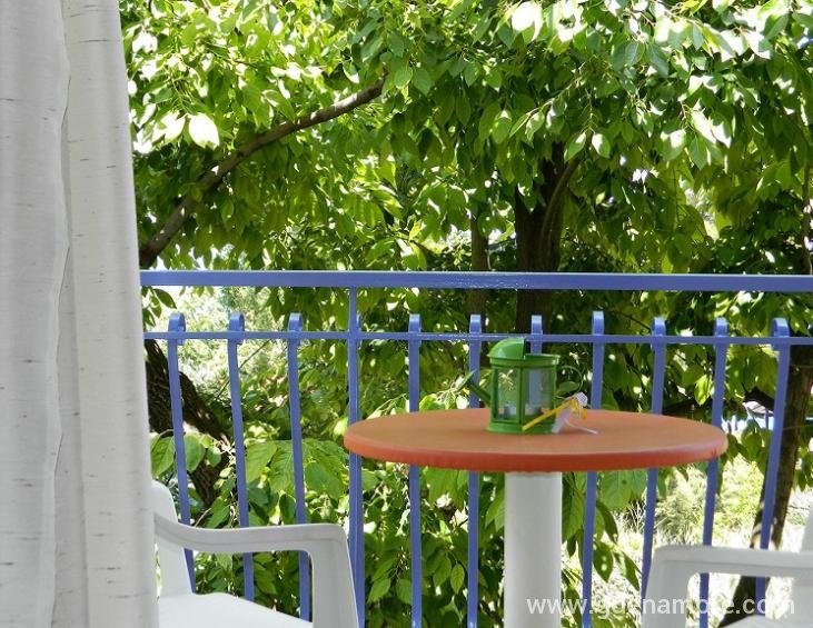 anemos-apartments-poros-kefalonia-3-bed-studio-1