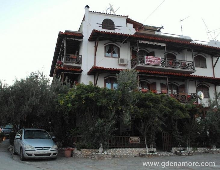 antonakis-pension-ouranoupolis-athos-1