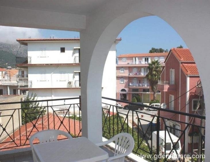 captain-georgio-apartments-poros-kefalonia-5-bed-a
