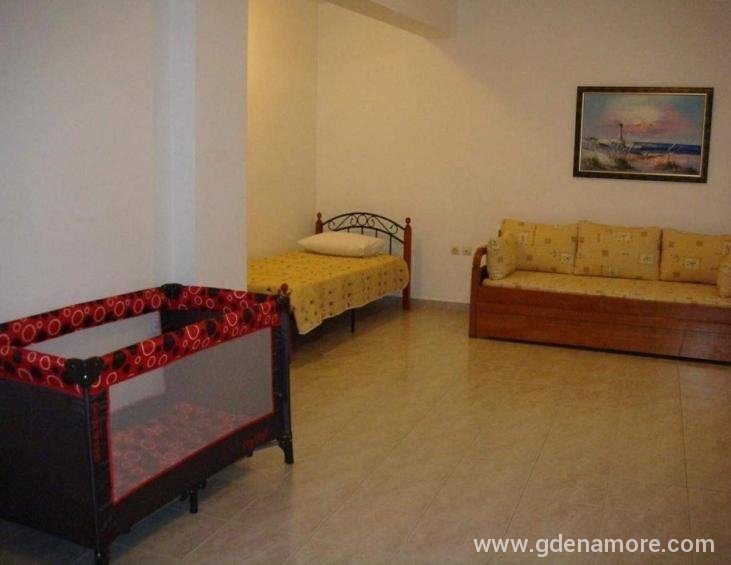 captain-georgio-apartments-poros-kefalonia-5-bed-a