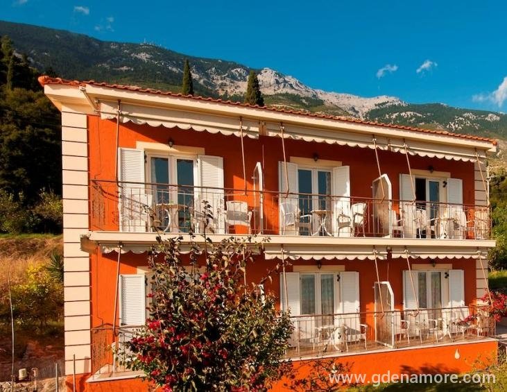 diona-studios-lourdata-kefalonia-2