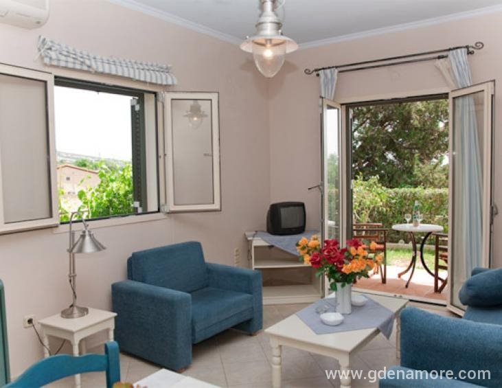liocharis-apartments-lourdata-kefalonia-mediterran