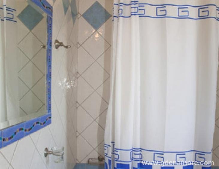 liocharis-apartments-lourdata-kefalonia-mediterran