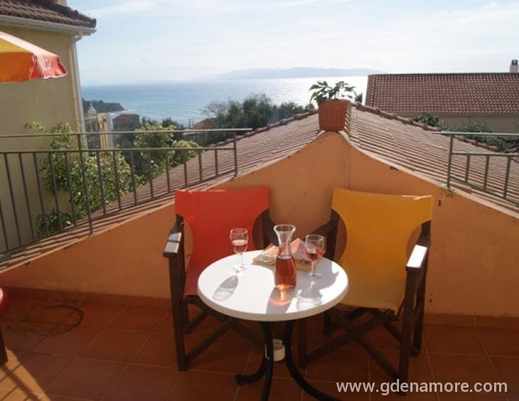 liocharis-apartments-lourdata-kefalonia-neoclassic