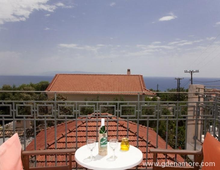 liocharis-apartments-lourdata-kefalonia-traditiona