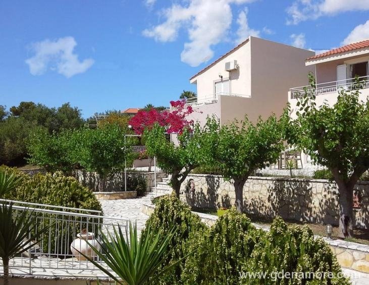 marinos-apartments-lassi-kefalonia-2