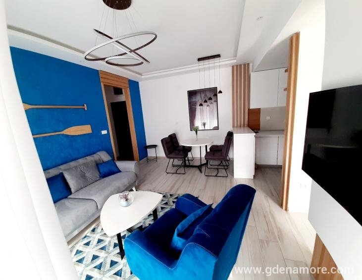 Maritimo / Dnevni Boravak