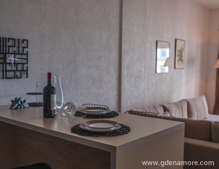 A B - Dinning Area 1