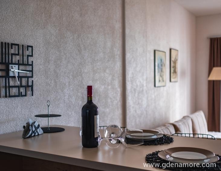 A B - Dinning Area 2