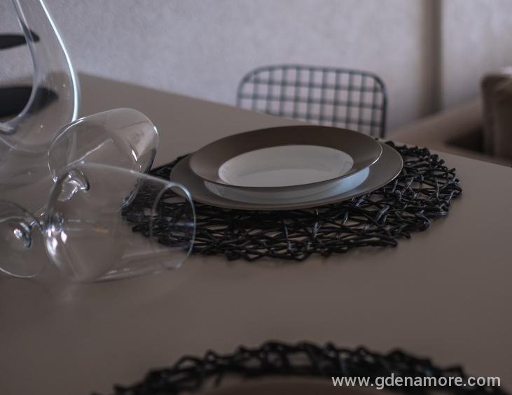A B - Dinning Area 3