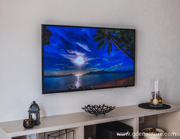 A B - Living Room 4