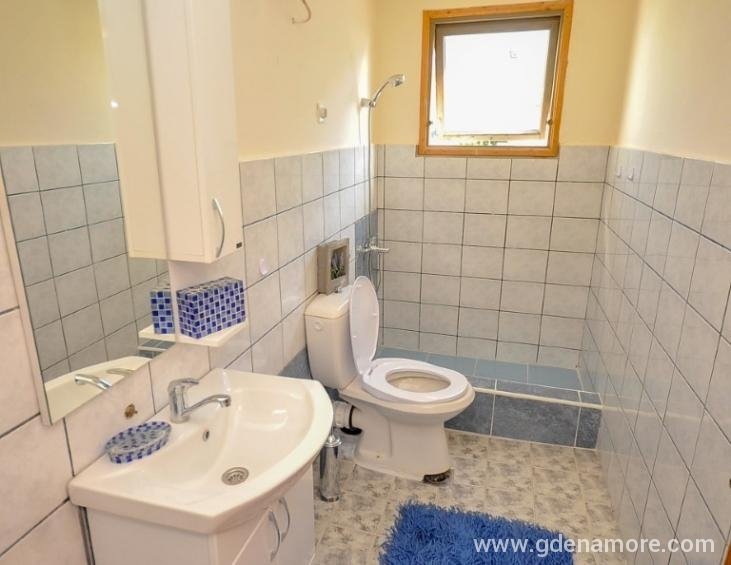 Apartman 4 kupatilo 1 