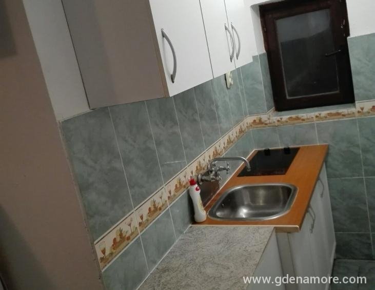 IMG-e6173d4f51a6c9c6986ad96635bdc234-V