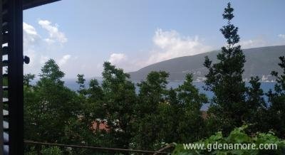 APARTMANOK "ALEKSANDAR", Magán szállás a községben Herceg Novi, Montenegró