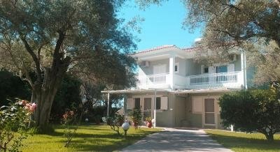 Elaia Apartamentos y Estudios, alojamiento privado en Lefkada, Grecia