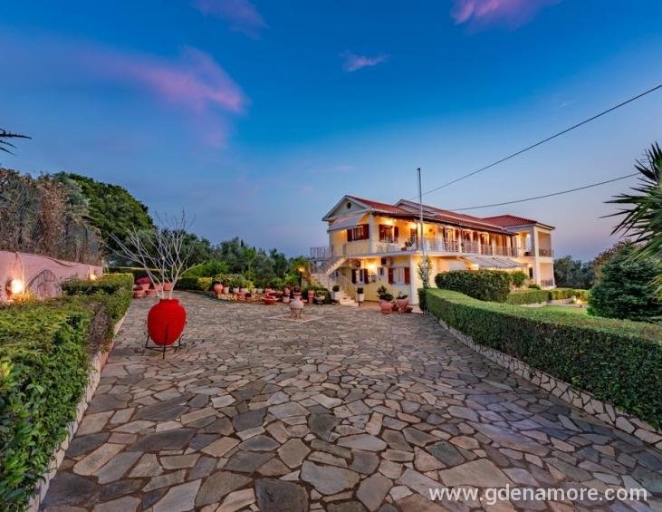 sophia-elena-villa-minia-kefalonia-3