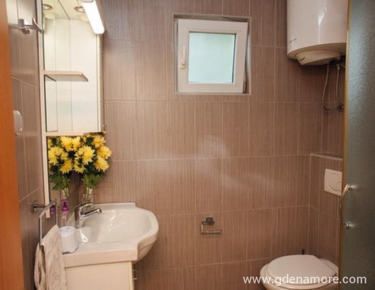 IMG-c9fe3c758d674bf803b262eb3314612c-V