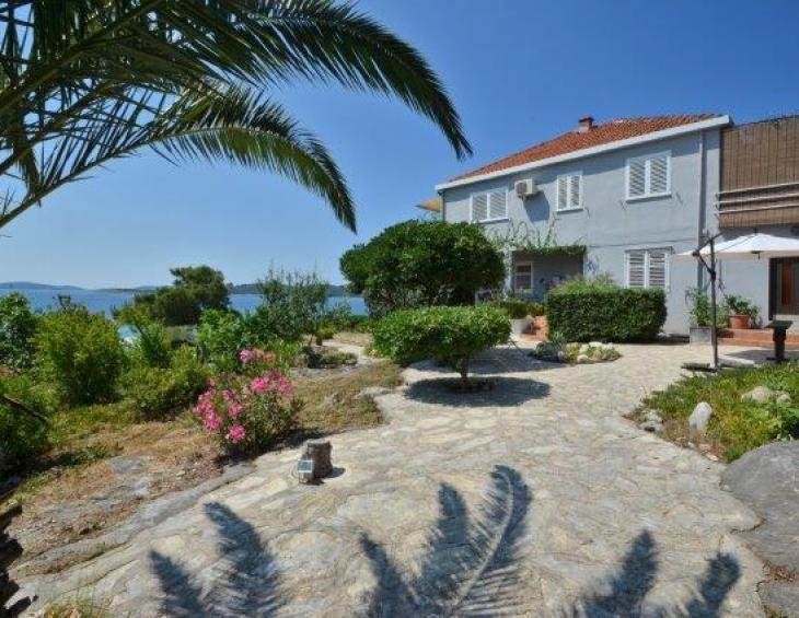 peljesac-orebic-villa-mery-house-15