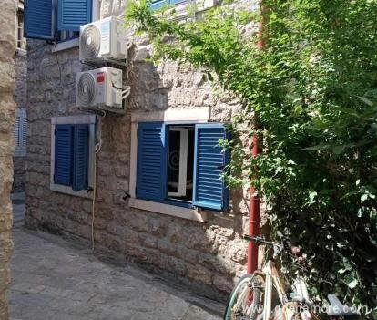 Studio Apartman Danka, частни квартири в града Budva, Черна Гора