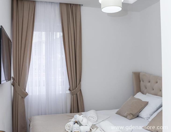 cf219af5-0f4d-4da5-a512-e4cfd4340777