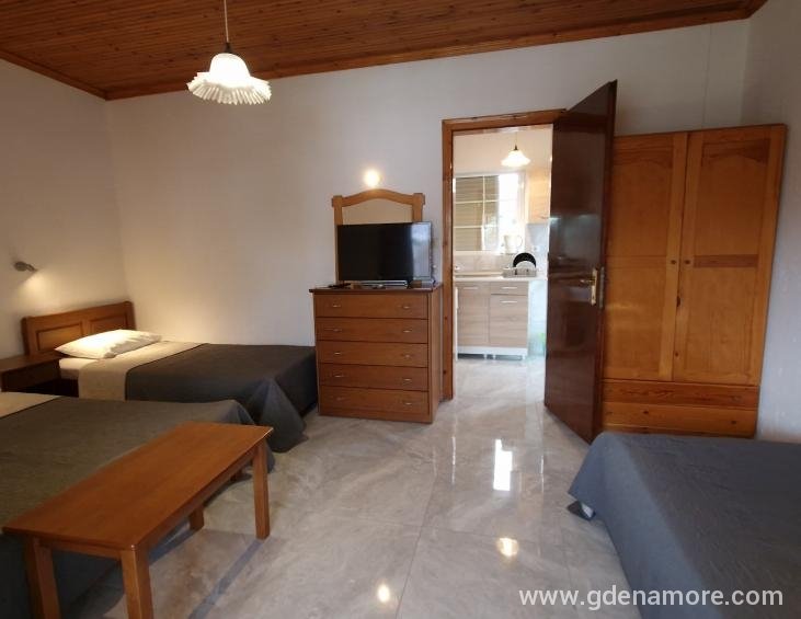 APARTMENT 2+2PAX